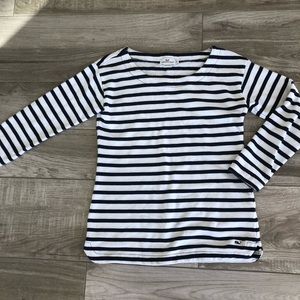 Long sleeve striped shirt.